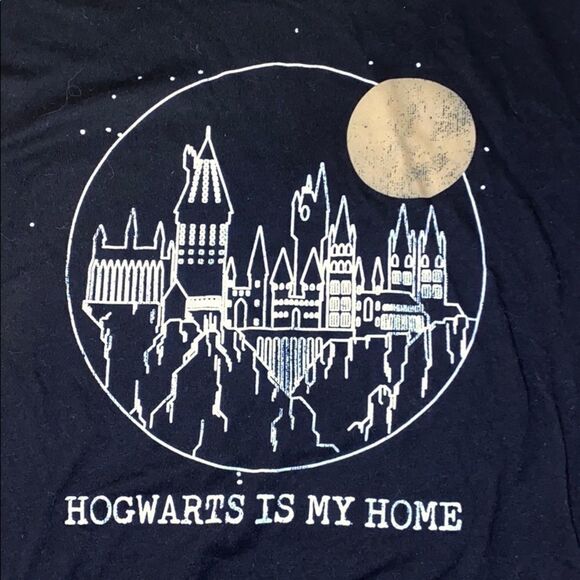 Harry Potter Hogwarts my Home Licensed T Shirt NWT - Picture 2 of 5